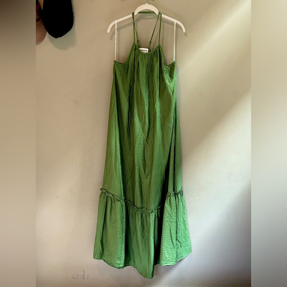 French Paris, summer dress size large never worn perfect condition.